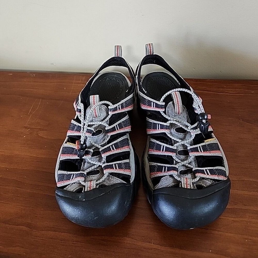 KEEN Men’s Newport Gray Red Hiking Waterproof Sport Sandals - Size 8
